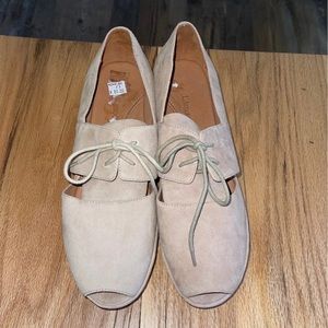 L'amour des Pieds Alsion Tan Beige Platform Sandal